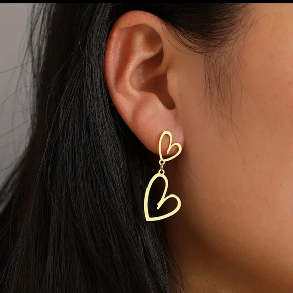 NEW!  Double hollow heart earrings - Picture 5 of 8